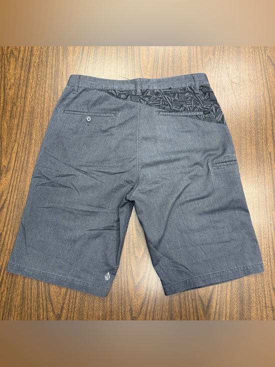 Volcom Other - Volcom Men's Charcoal Flat-Front Chinos Shorts Size 34